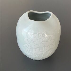 VTG Japanese Light Blue Ceramic Vase Rose Design Signed by Ishiyama